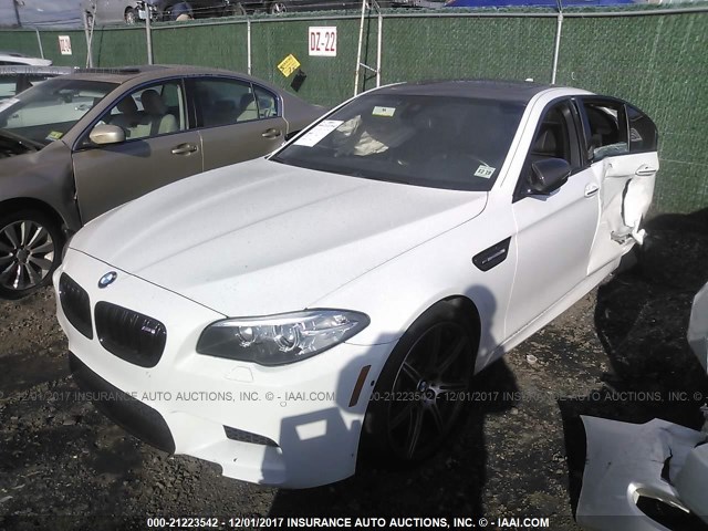 WBSFV9C51ED593870 - 2014 BMW M5 WHITE photo 2