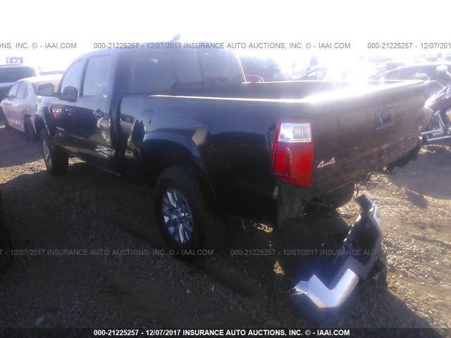 3TMDZ5BN9GM003094 - 2016 TOYOTA TACOMA DBL CAB/SR5/TRD SPORT/OR BLACK photo 3