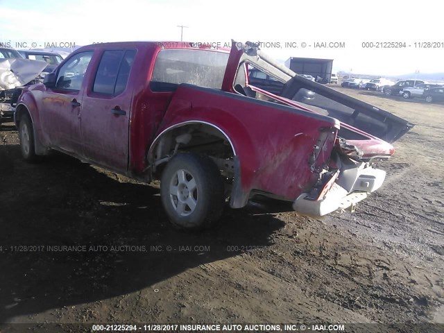 1N6AD07W16C466639 - 2006 NISSAN FRONTIER CREW CAB LE/SE/OFF ROAD RED photo 3