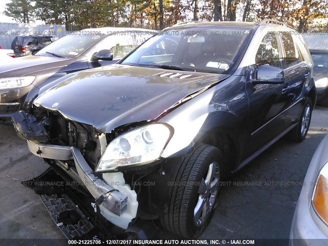4JGBB8GB2BA702841 - 2011 MERCEDES-BENZ ML 350 4MATIC GRAY photo 2