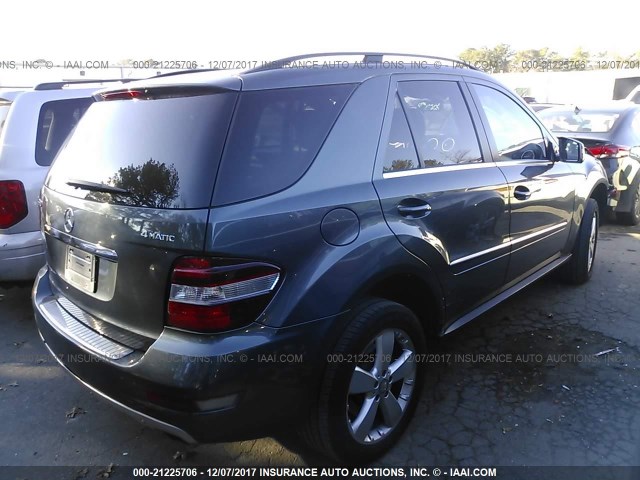 4JGBB8GB2BA702841 - 2011 MERCEDES-BENZ ML 350 4MATIC GRAY photo 4