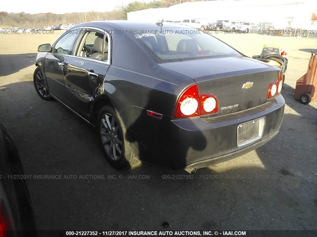 1G1ZE5EB8AF286767 - 2010 CHEVROLET MALIBU LTZ 灰色 照片 3