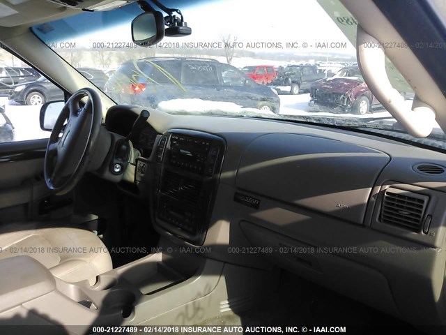 1FMDU75W02ZB67576 - 2002 FORD EXPLORER LIMITED თაფლისფერი ფოტო 5