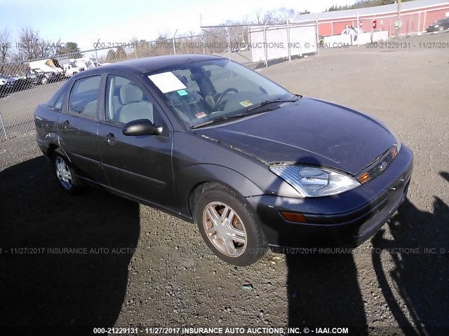 1FAHP34312W302861 - 2002 FORD FOCUS SE/SE COMFORT/SE SPORT GRAY photo 1