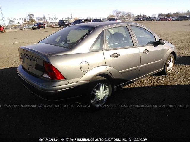 1FAHP34312W302861 - 2002 FORD FOCUS SE/SE COMFORT/SE SPORT GRAY photo 4