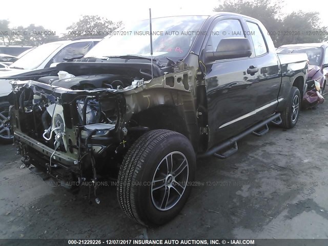 5TFRM5F11HX119137 - 2017 TOYOTA TUNDRA DOUBLE CAB SR/SR5 BLACK photo 2