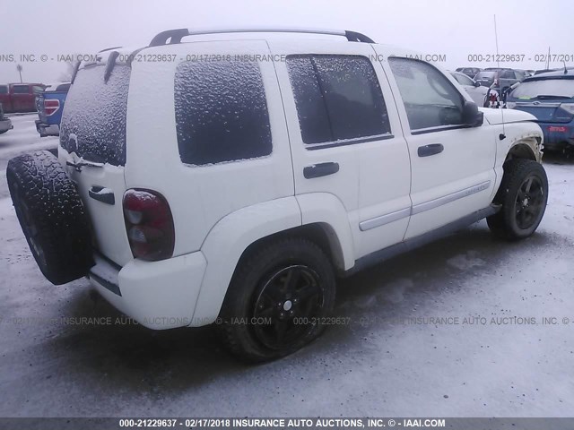 1J4GL58K16W250906 - 2006 JEEP LIBERTY LIMITED WHITE photo 4