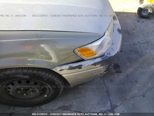 JT2BG22K0X0364985 - 1999 TOYOTA CAMRY LE/XLE BEIGE photo 6