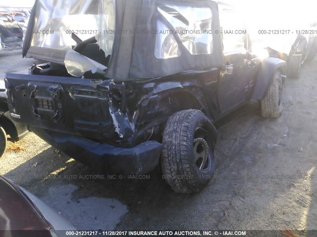 1C4AJWAG1CL157023 - 2012 JEEP WRANGLER SPORT შავი ფოტო 4