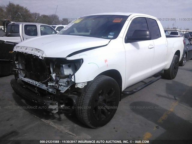 5TBRV54198S479898 - 2008 TOYOTA TUNDRA DOUBLE CAB/DOUBLE CAB SR5 WHITE photo 2