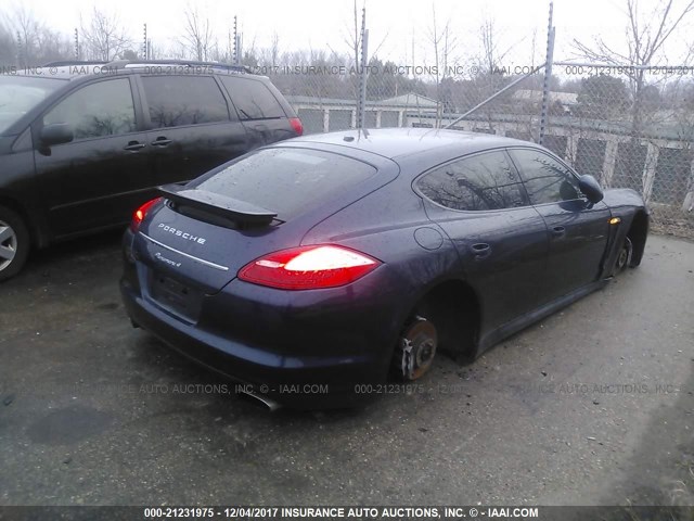 WP0AA2A77BL012009 - 2011 PORSCHE PANAMERA 2/4 BLUE photo 4