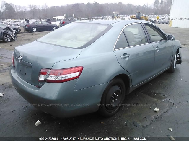 4T1BF3EK3AU572947 - 2010 TOYOTA CAMRY SE/LE/XLE 灰色 照片 4