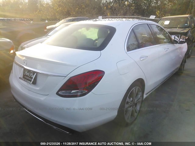 55SWF4JB3JU240192 - 2018 MERCEDES-BENZ C 300 WHITE photo 4