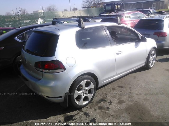 WVWAB7AJ5AW271746 - 2010 VOLKSWAGEN GOLF 银色 照片 4