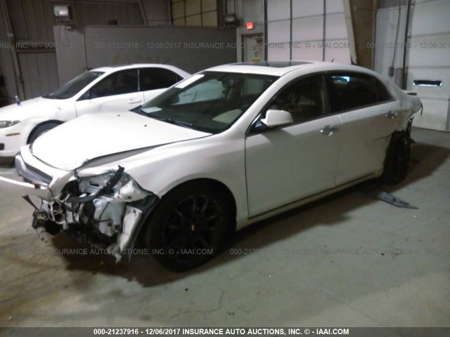 1G1ZE5E19BF190610 - 2011 CHEVROLET MALIBU LTZ WHITE photo 6