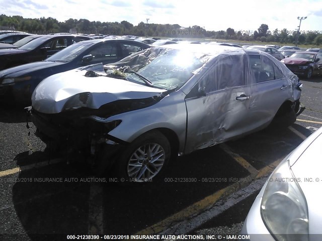 4T1BF1FK8GU524842 - 2016 TOYOTA CAMRY LE/XLE/SE/XSE 银色 照片 2