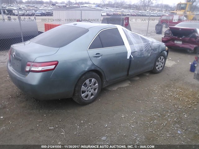 4T1BF3EK7BU684216 - 2011 TOYOTA CAMRY SE/LE/XLE BLUE photo 4