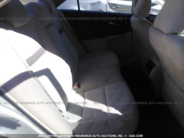 4T1BF1FK6EU730402 - 2014 TOYOTA CAMRY L/SE/LE/XLE 银色 照片 8