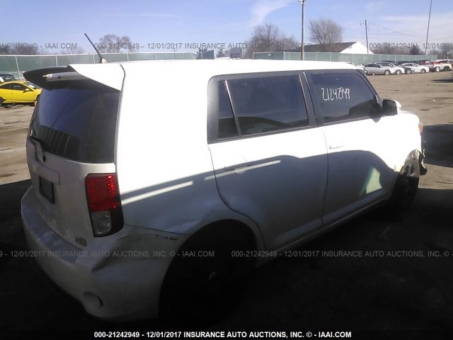 JTLZE4FE4DJ044512 - 2013 TOYOTA SCION XB თეთრი ფოტო 4