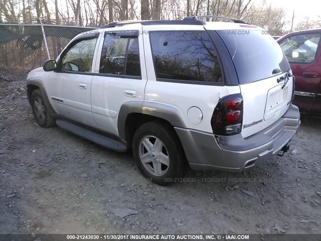 1GNDT13S522485309 - 2002 CHEVROLET TRAILBLAZER  WHITE photo 3