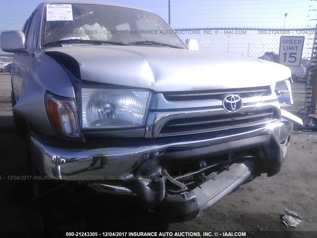 JT3GN86R820237864 - 2002 TOYOTA 4RUNNER SR5 GRAY photo 6