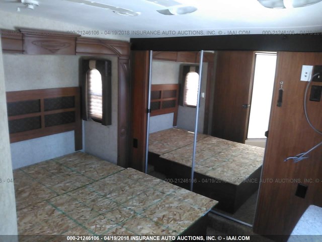 5SFCG4332DE252604 - 2013 HEARTLAND CYCLONE  灰色 照片 5