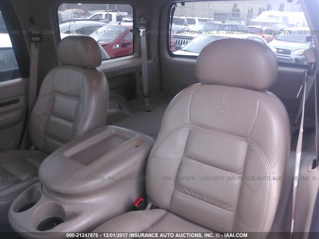 5LMFU28L9WLJ08383 - 1998 LINCOLN NAVIGATOR 红色 照片 8