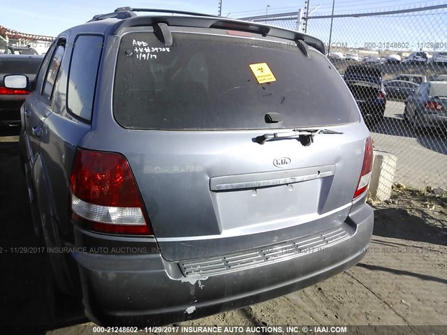 KNDJC733155350385 - 2005 KIA SORENTO EX/LX GRAY photo 6