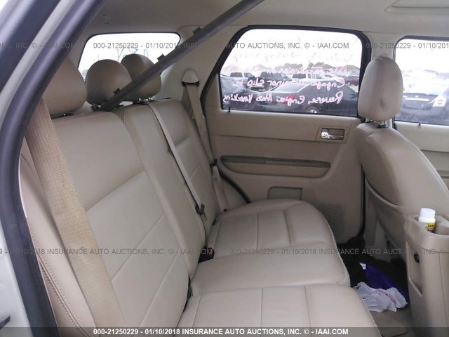 1FMCU04138KE77795 - 2008 FORD ESCAPE LIMITED CREAM photo 8