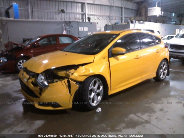 1FADP3L94DL185849 - 2013 FORD FOCUS ST YELLOW photo 2