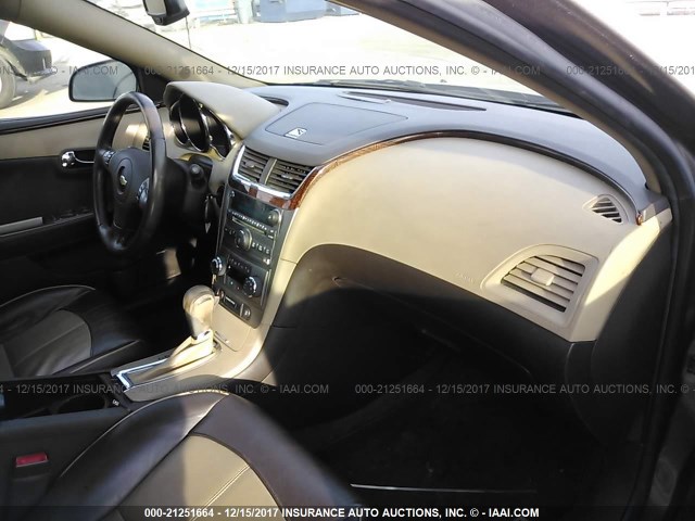 1G1ZG5E74CF135143 - 2012 CHEVROLET MALIBU LTZ 灰色 照片 5