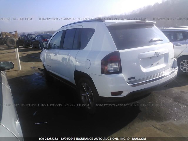 1C4NJCEA6GD760815 - 2016 JEEP COMPASS LATITUDE 白色 照片 3