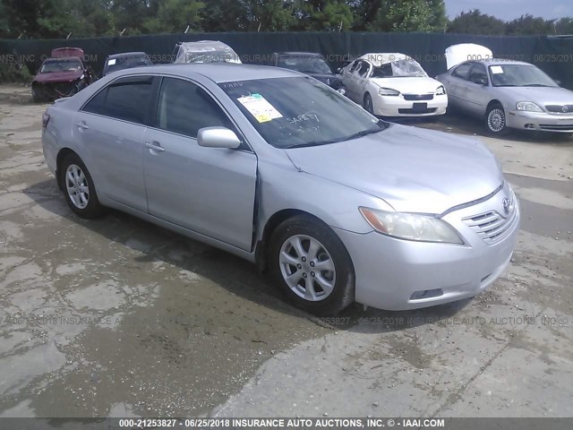 4T1BK46K97U029305 - 2007 TOYOTA CAMRY NEW GENERAT LE/XLE/SE SILVER photo 1