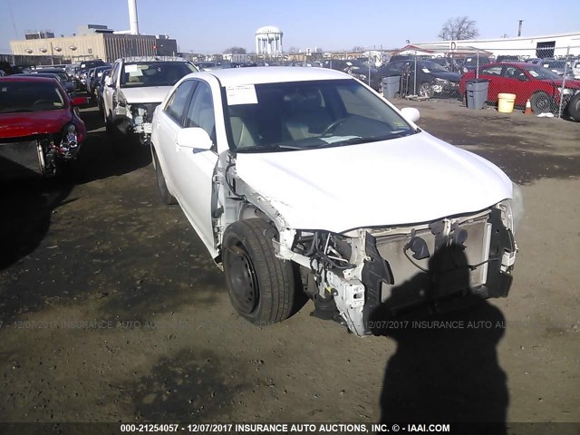 4T1BK46K77U555111 - 2007 TOYOTA CAMRY NEW GENERAT LE/XLE/SE WHITE photo 1