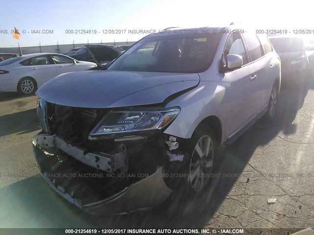 5N1AR2MM4DC636326 - 2013 NISSAN PATHFINDER S/SV/SL/PLATINUM 银色 照片 2