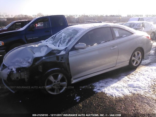 4T1CE38P96U737535 - 2006 TOYOTA CAMRY SOLARA SE/SLE ვერცხლისფერი ფოტო 2