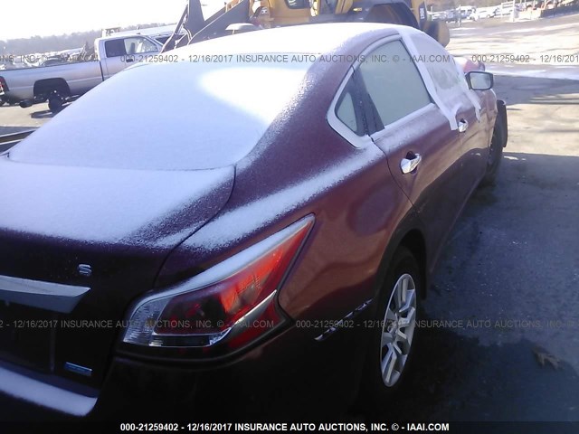 1N4AL3AP6DC275522 - 2013 NISSAN ALTIMA 2.5/S/SV/SL RED photo 4