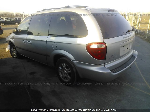 2B4GP44R42R680047 - 2002 DODGE GRAND CARAVAN SPORT SILVER photo 3