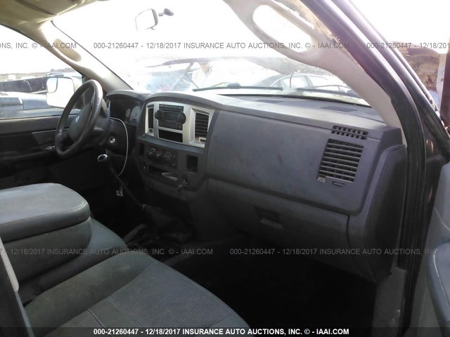 3D7KR28C97G745897 - 2007 DODGE RAM 2500 ST/SLT 红色 照片 5