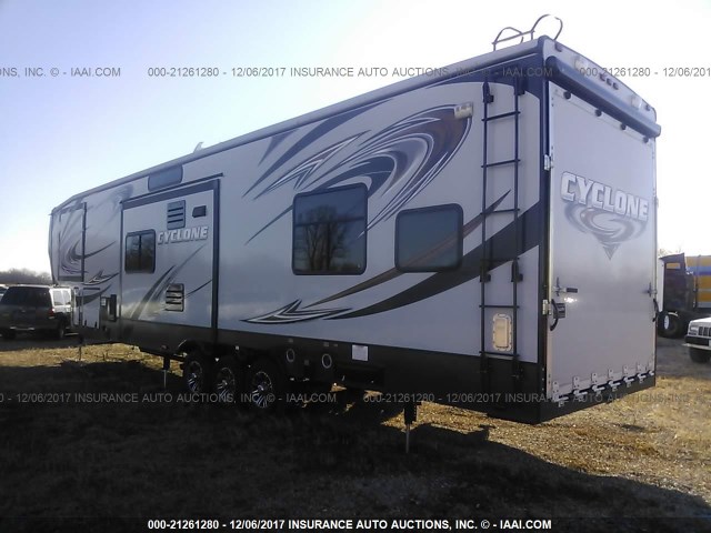 5SFCG4331DE264274 - 2013 HEARTLAND CYCLONE  黑色 照片 3