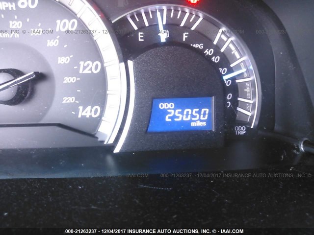 4T1BF1FK1EU315620 - 2014 TOYOTA CAMRY L/SE/LE/XLE Gümüş foto 7