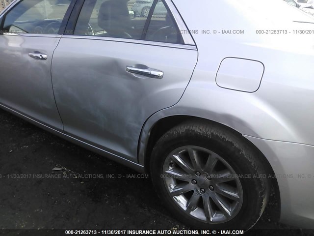 2C3CCACG4CH309543 - 2012 CHRYSLER 300 LIMITED SILVER photo 6