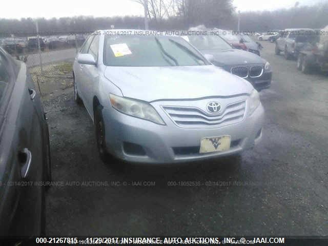 4T1BF3EK5BU669150 - 2011 TOYOTA CAMRY SE/LE/XLE 银色 照片 1