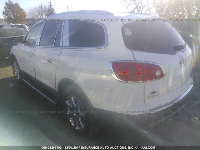5GALRBED3AJ121368 - 2010 BUICK ENCLAVE CXL WHITE photo 3