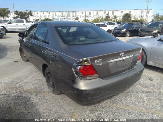 4T1BE32K85U609469 - 2005 TOYOTA CAMRY LE/XLE/SE GRAY photo 3