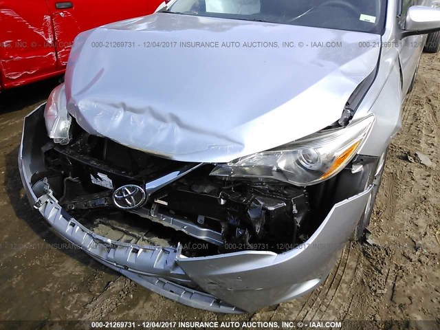 4T1BF1FK3FU482935 - 2015 TOYOTA CAMRY LE/XLE/SE/XSE ვერცხლისფერი ფოტო 6