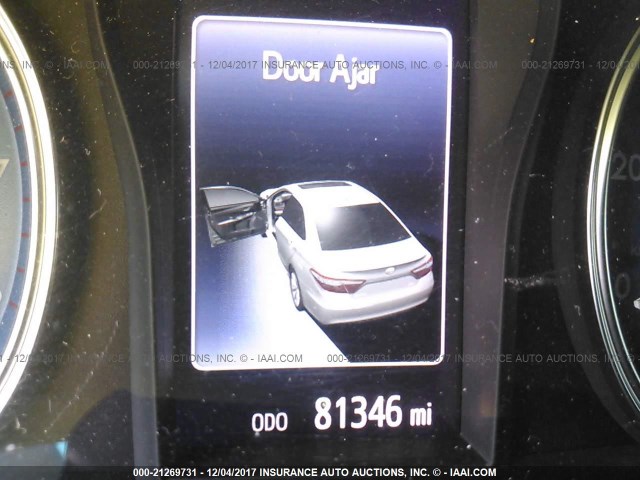 4T1BF1FK3FU482935 - 2015 TOYOTA CAMRY LE/XLE/SE/XSE ვერცხლისფერი ფოტო 7