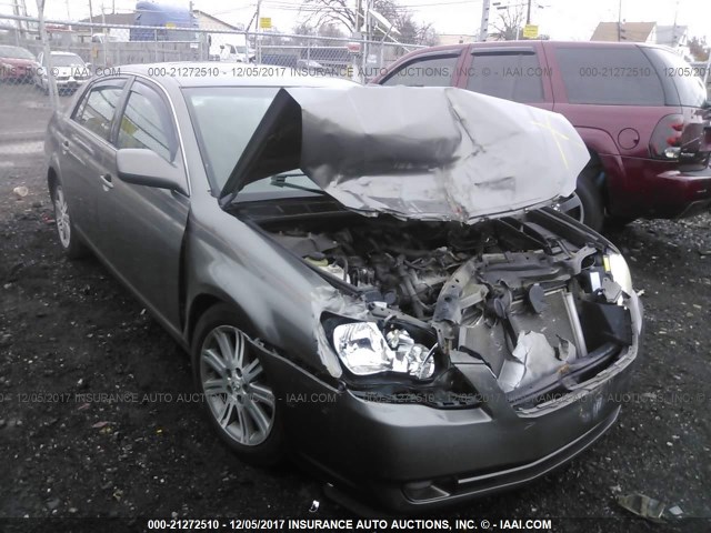 4T1BK36B55U059862 - 2005 TOYOTA AVALON XL/XLS/TOURING/LIMITED GRAY photo 1