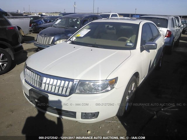 3LNHM26T98R613911 - 2008 LINCOLN MKZ WHITE photo 2