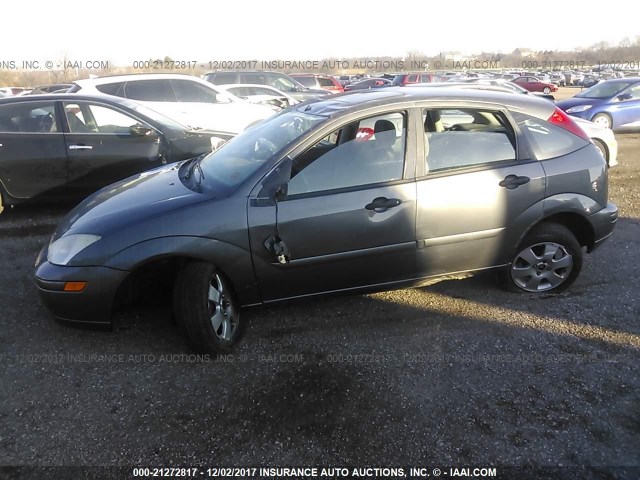 3FAFP37312R117165 - 2002 FORD FOCUS ZX5 GRAY photo 6